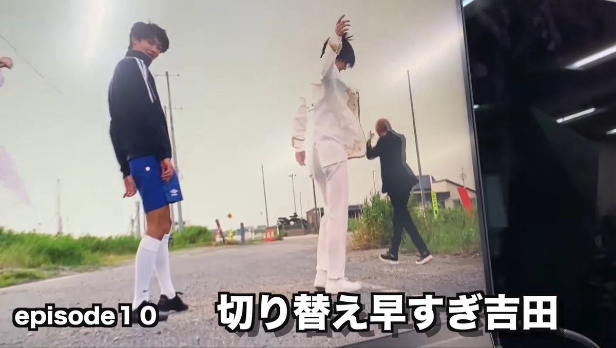d0kamerody's tweet photo. [M!LK LABO＋]【まいにちダイアリー】ホワイトデーにメンバーの秘蔵映像プレゼント！ https://t.co/RGJckr0meN @YouTubeより

吉田推しからしたら山中柔太朗さんに頭が上がらない回 https://t.co/cllrtJWIIz
