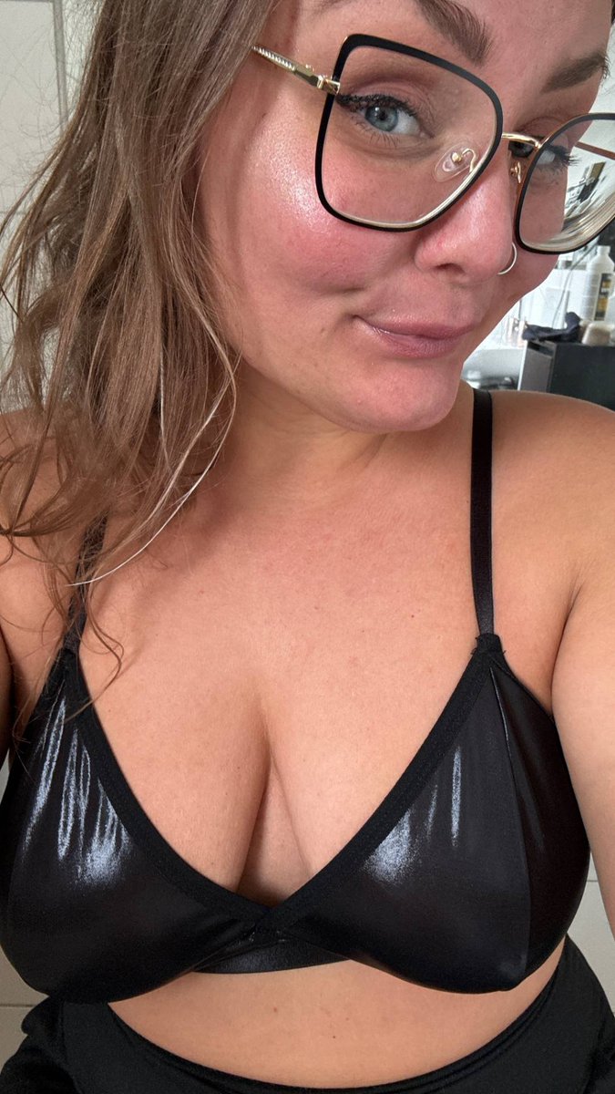 Pina_Peach's tweet photo. Vote !

Sexy Slut or nasty whore ?

#exposed #milf #geoutet #cumdump #spermahure #cumtribute #cocktribute #limp #nutte #fatass #webslut #fatslut #hängetitten #pussy #anal #cumslut #nuttenausweis #germany #chubby #femdom #webhure #couple #hure #ohnegummi https://t.co/W3d4ZRdnYH