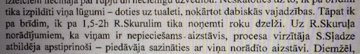 Lato_Lapsa's tweet photo. 21.gadsimts, tiesiskā Latvijas valsts.
Piecos no rīta izgudrotāja dzīvoklī iebrūk piecpadsmit policijas darbinieki, kuri lieliski zina, ka nav darīšana ne ar reketieri, ne ar sērijveida slepkavu, kratīšana turpinās līdz vakaram, un visu šo laiku… nu, lasiet paši fragmentu no policijas iekšējā ziņojuma.

Pieļauju, ka topošās grāmatas nosaukums varētu būt - “Viens pret zaņķi”.