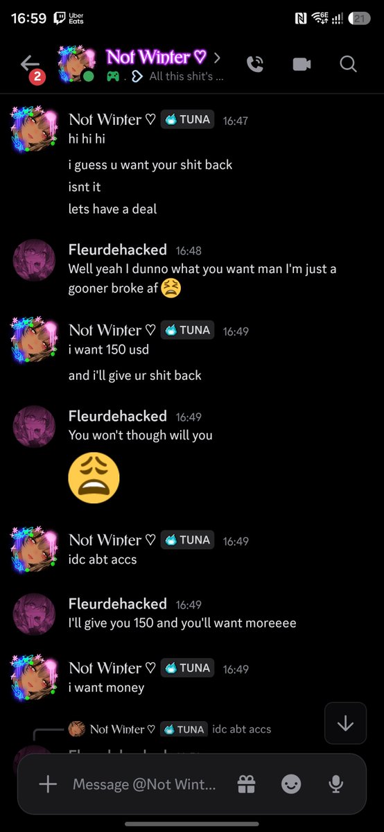 FleurdelysVR's tweet photo. @discord_support  @discord  @TeamYouTube I'm now being extorted for my own emails and discord. Can someone please help? https://t.co/woXrL0DD3v