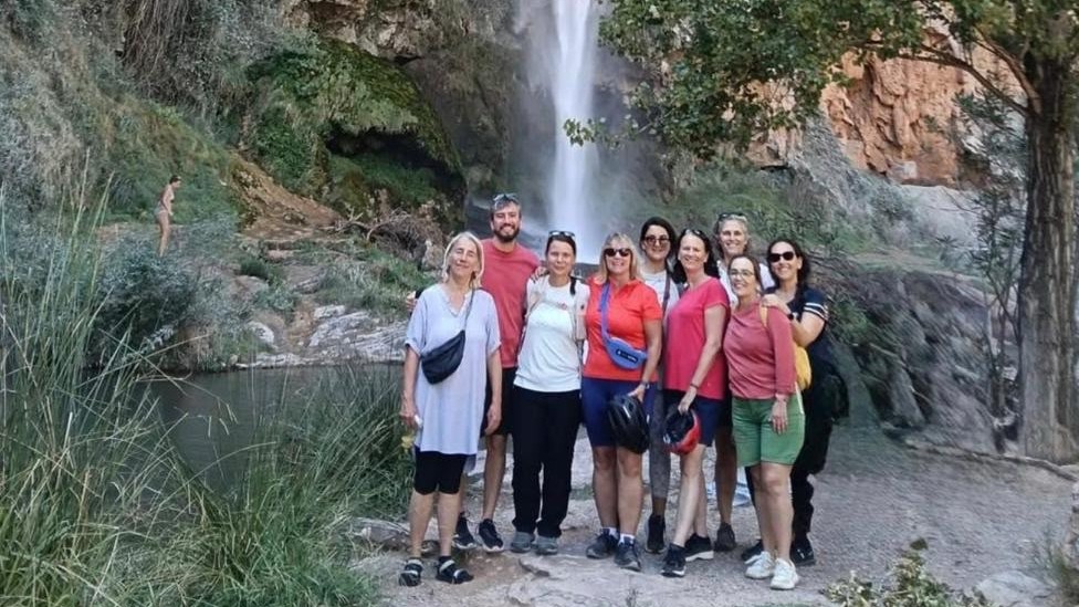 GVAturisme's tweet photo. 🇩🇪Operadors turístics d'Alemanya visiten l'interior de @c_valenciana
🚵Coneixen la #ViaVerda de Ojos Negros i la vall del Palància.
🌄🍽️🍷Els mostrem les oportunitats en #cicloturisme #enoturisme #natura i la #gastronomia de #LExquisitMediterrani.
ℹ️https://t.co/2xaThxj3Tm https://t.co/e5S5VOV4vA