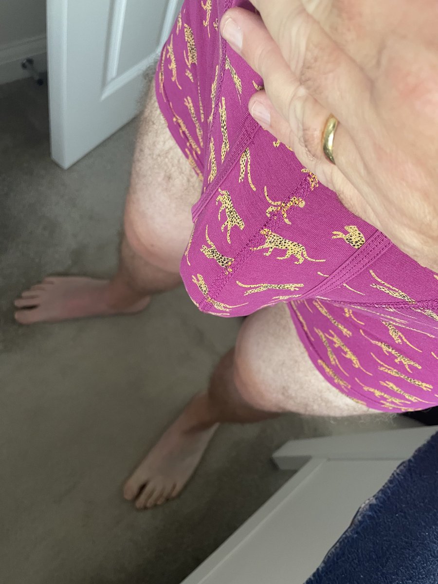 MrJD67's tweet photo. Have a Sinful Sunday ladies #nsfwtwt #olderguy https://t.co/xpZrAANdQC