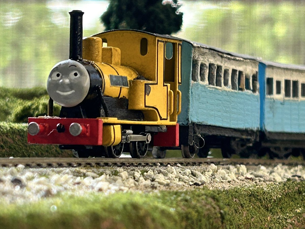 SrModeller's tweet photo. “What's that about me? I'm a plain engine and I believe in plain speaking. Speak up!” Heres Duncan! Finally after a year and a half of missing him, I finally have a Duncan im proud of! Using @/TDoc_41 shell printed by @/TomTeeLegend. (1/3) https://t.co/My71UU9xM9