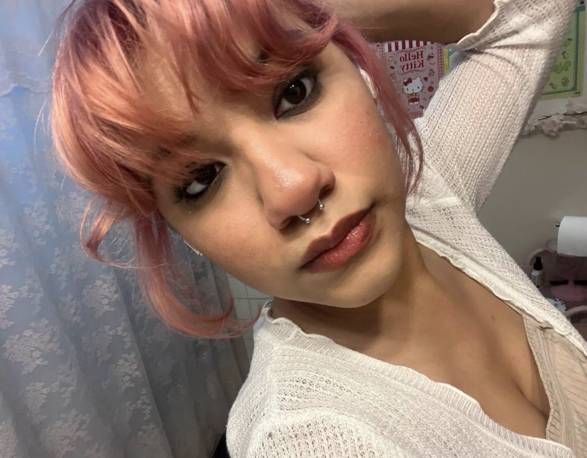 Gabixoxd's tweet photo. #promotwt #moothunt 
finding more moots!

- she/they, 21
- lesbian 🏳️‍🌈
- ATLA, One Piece, Demon Slayer, Arcane, 
- Honkai Star Rail, Bloodborne, Stardew Valley, Final Fantasy
- semi-nsfw at times so MDNI

#rivalstwt #gamingtwt #filmtwt #wlwtwt #sapphic https://t.co/7zD6NvFEEn