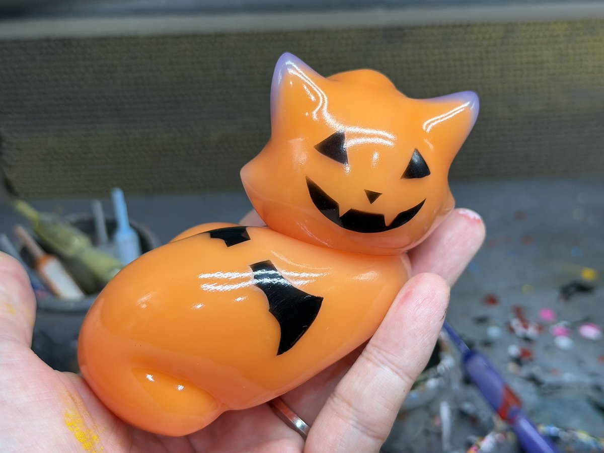 pinktoys1919's tweet photo. 裏春猫のハロウィン仕様。スーフェス、みちのくにて販売予定です。 https://t.co/CO7iMfR7cW