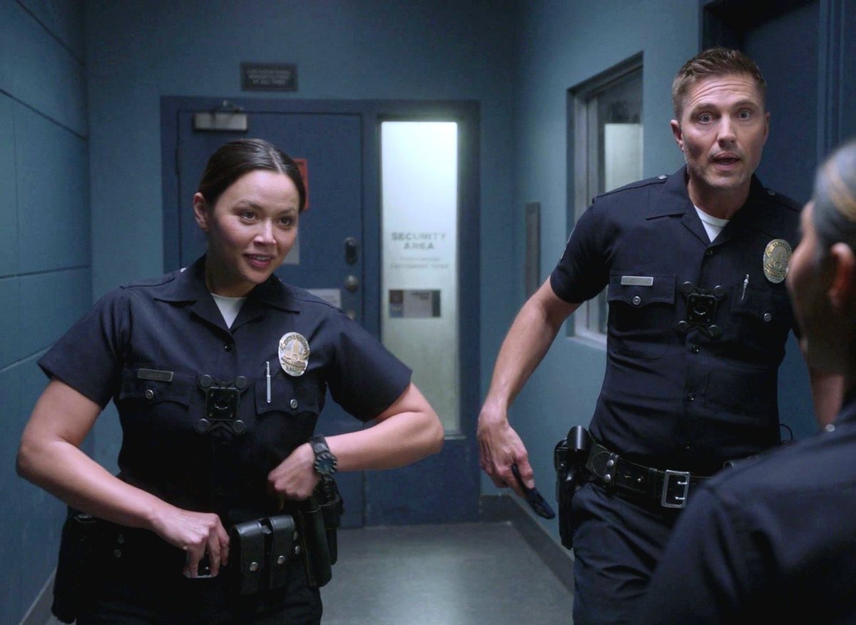 iheldontoyou's tweet photo. "Fix your shirt" now what else was happening in that office that her shirt needed fixing????? RELEASE THE TAPES #TheRookie 7x12 https://t.co/9jJvLHPlXK