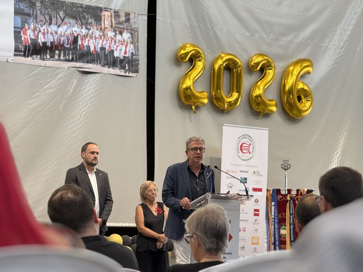LoJoan's tweet photo. La Coral Flors d’Urgell de Castellserà celebra un segle mantenint viu el cant, la cultura i el sentiment de pertinença al poble. I ho fa amb el millor futur possible: noves veus i una coral infantil que garanteix que el fil continuï. Per molts anys més! https://t.co/XHjzjTRI3o