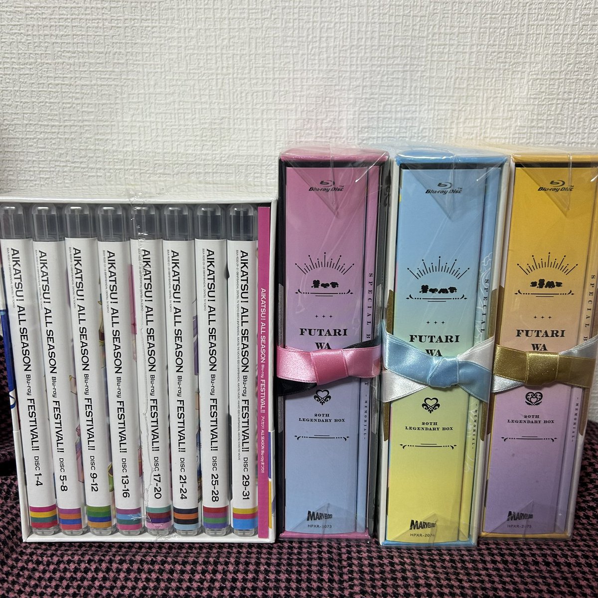 sora_yafune's tweet photo. もうほんのり役に立てるか分からない努力をするので6年分のお御守り(の一部)を添えて https://t.co/LPU1qgl6dp