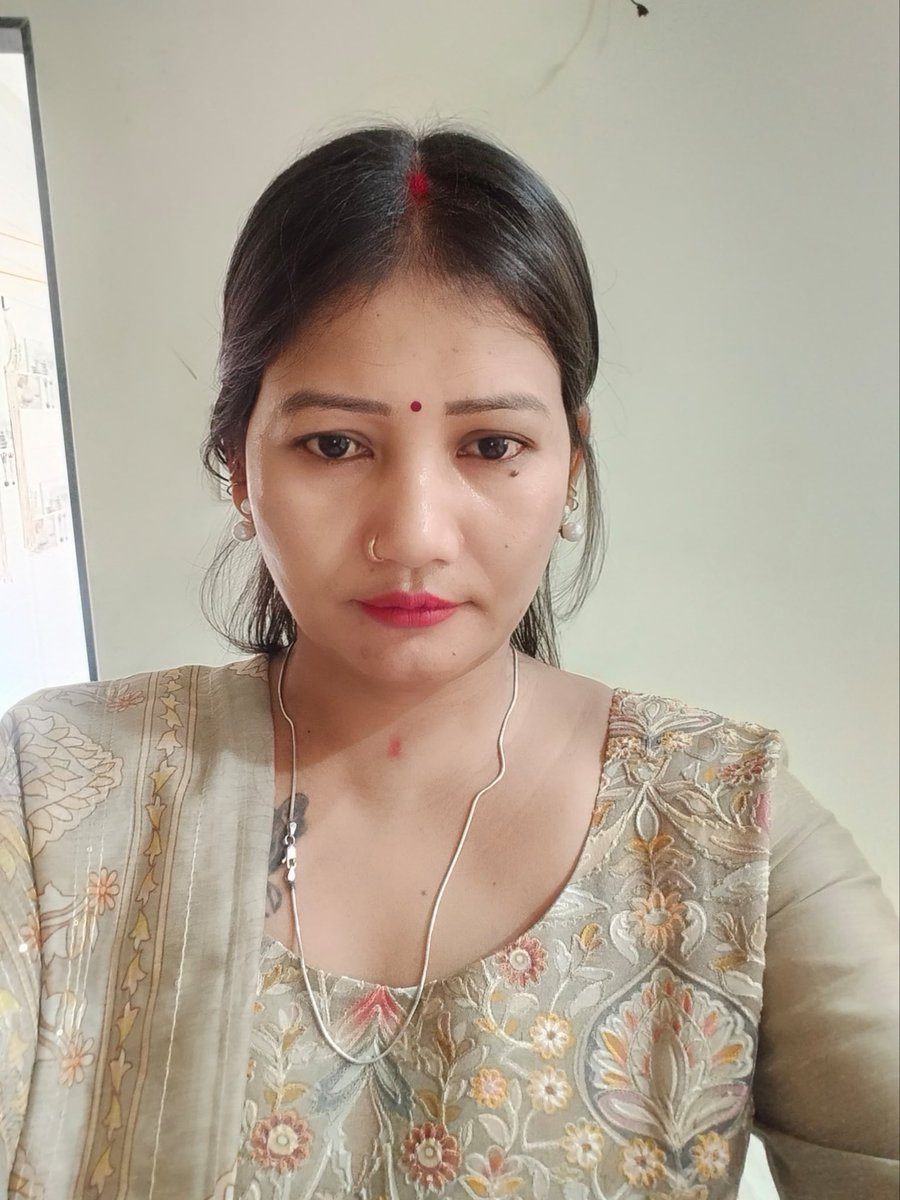 Pragya_Devi1's tweet photo. उफ़ ये मेरी मासूमियत https://t.co/JzhJ6nswJF