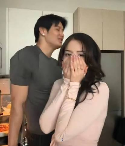 _suhmango's tweet photo. @Wittlebears Make so much sense why she nickname this guy my Neightbor everytime she talks about him! https://t.co/mzKGU9Amyj