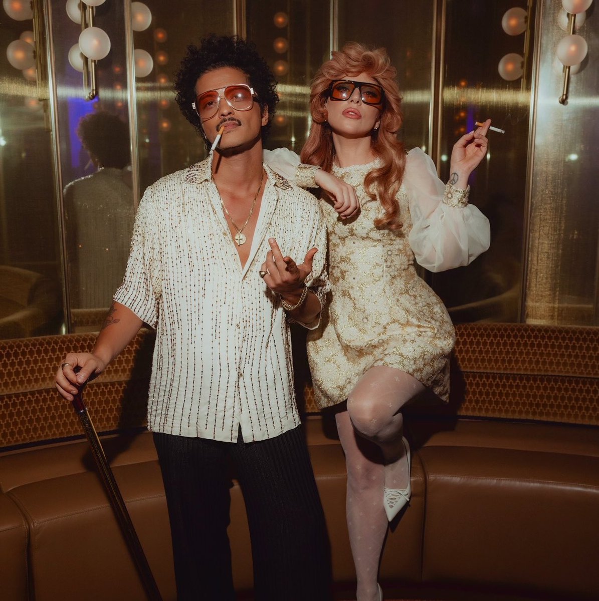 chartdata's tweet photo. Lady Gaga and Bruno Mars' "Die With A Smile" officially becomes the fastest song to surpass 4 billion streams in Spotify history. https://t.co/0my6CJQKcs