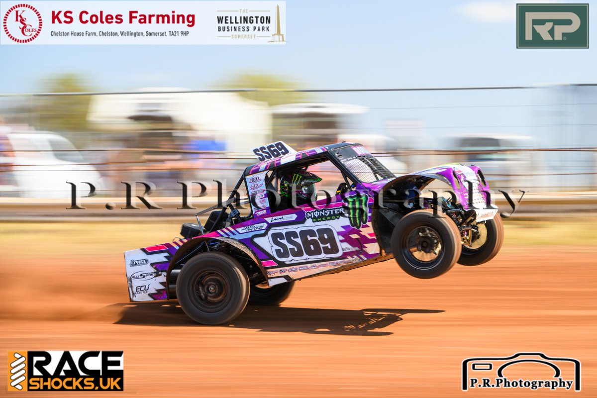 LydiaPiskuhjfc's tweet photo. Wheelie down the hill at the South Wales Autograss League. Thanks to my season sponsors: KS Coles Farming, RP Overland &amp; RP Motorhomes, and RaceShocks UK. https://t.co/qhCDqMH7m0