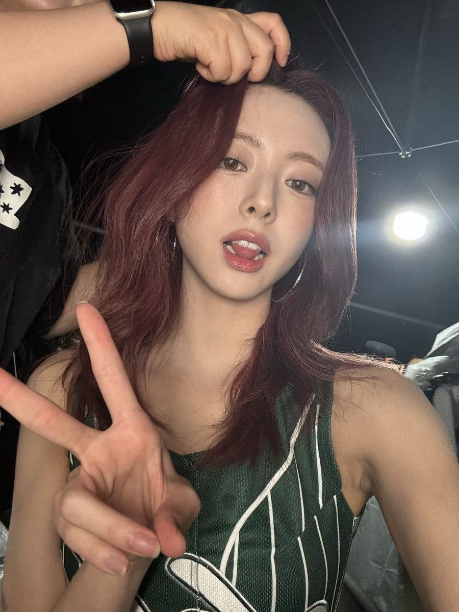 Yuna_Opk's tweet photo. 내가 일하는 가게가 있는데🩵🩵
많은 관심 부탁해용🩵@SLUT_JIHEON 문의는 여기 하시면 됩니당🩵저도 직원으로 있어요🩵🩵

#연능 https://t.co/WSXwrNmhyQ