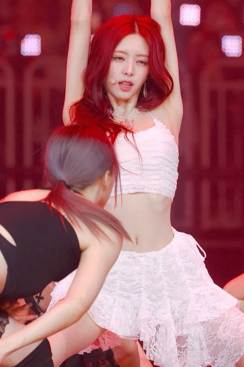 Yuna_Opk's tweet photo. 내가 일하는 가게가 있는데🩵🩵
많은 관심 부탁해용🩵@SLUT_JIHEON 문의는 여기 하시면 됩니당🩵저도 직원으로 있어요🩵🩵

#연능 https://t.co/WSXwrNmhyQ
