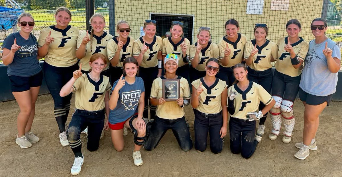 Camryn_Ballew's tweet photo. We defended home turf &amp; kept the championship title right where it belongs! 19 hot innings behind the plate, racked up hits, drove in RBIs, and made that grind pay off!
@UnityFPMidMO
@tbartlett76 
@AnnieRSpratt 
@softballhype 
@TrueRecruitsSB 
@tagupSoftball 
@CSAPrepStar https://t.co/oNamciFffe