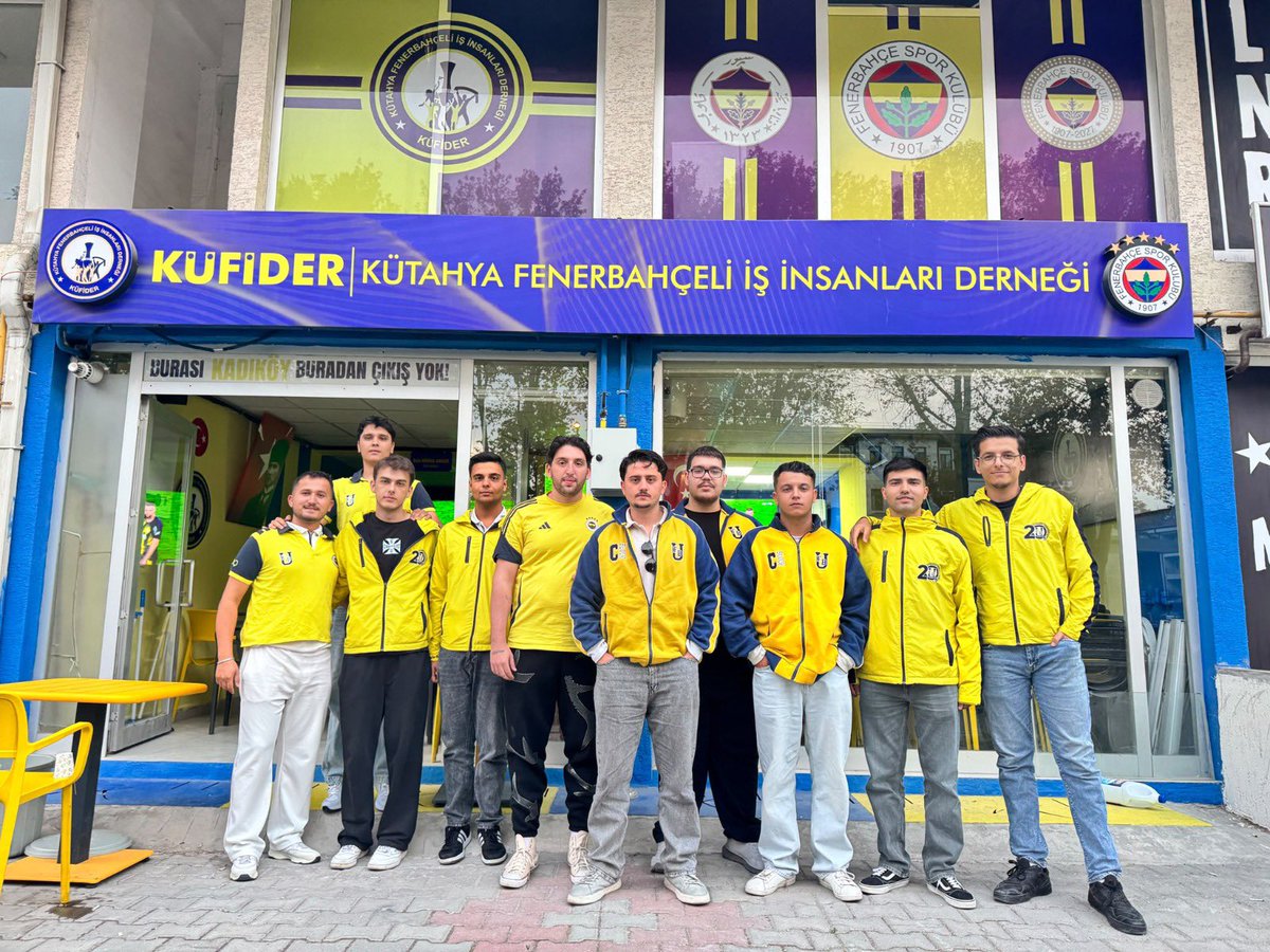 UFBDumlupinar's tweet photo. 1907 ÜNİFEB Dumlupınar Üniversitesi örgütlenmesi olarak Fenerbahçe-Eyüpspor maçını hep beraber izledik. Katılan arkadaşlarımıza teşekkür ederiz. https://t.co/OJHRaWFJgY