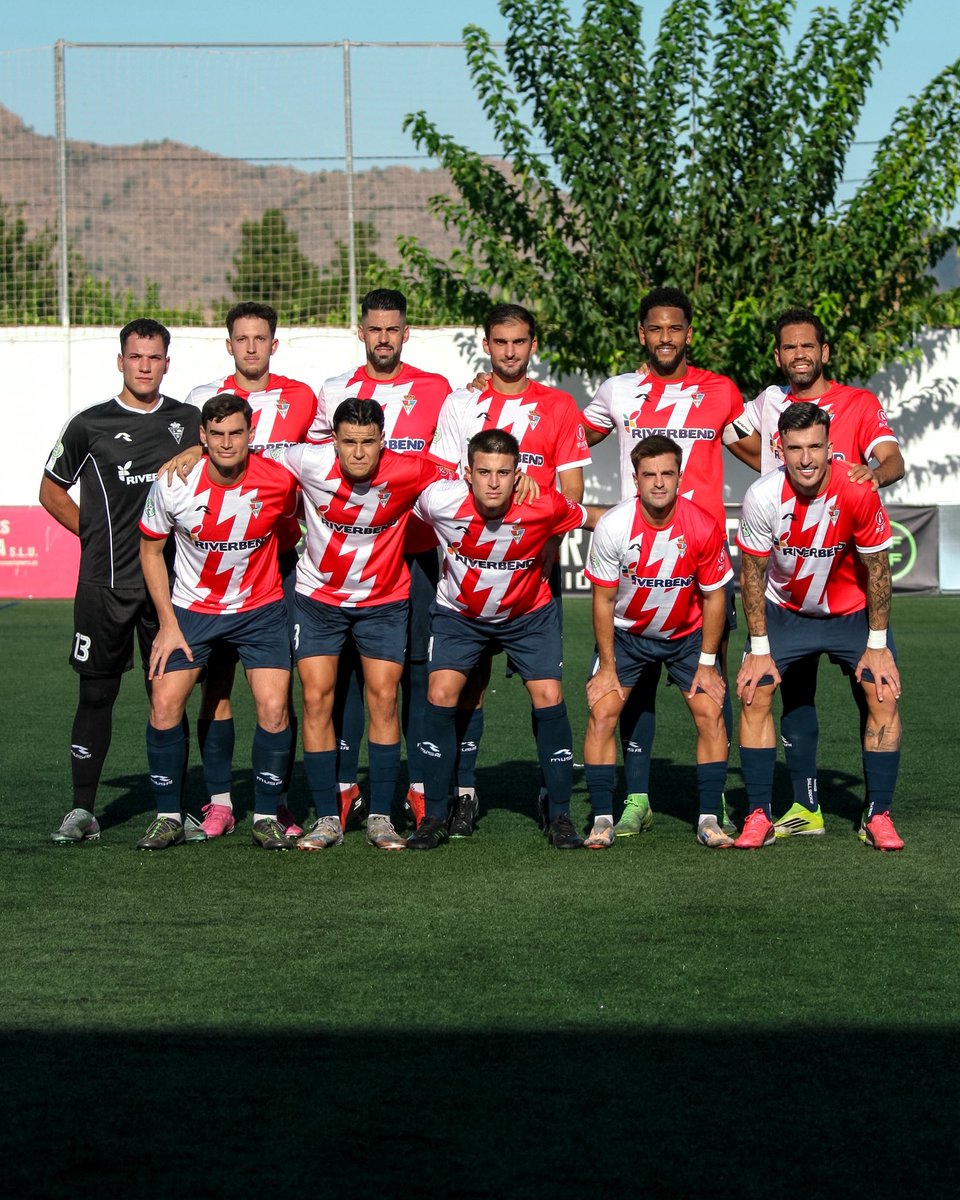 CFSantomera1's tweet photo. โถ๏ธ Arranca el partido en Santomera.
#SantomeraAlgar (0-0) https://t.co/4q528NwH3h