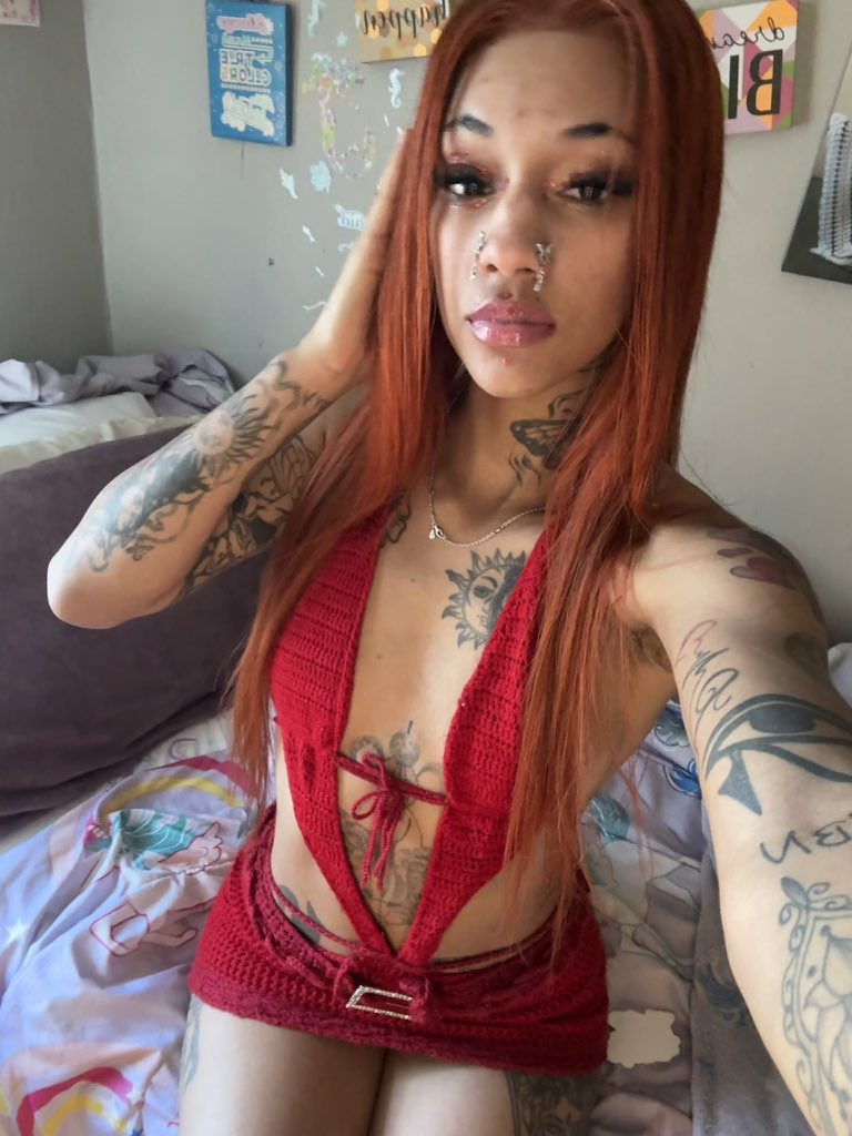 thick15t's tweet photo. Crochet https://t.co/dhGmxvboPE