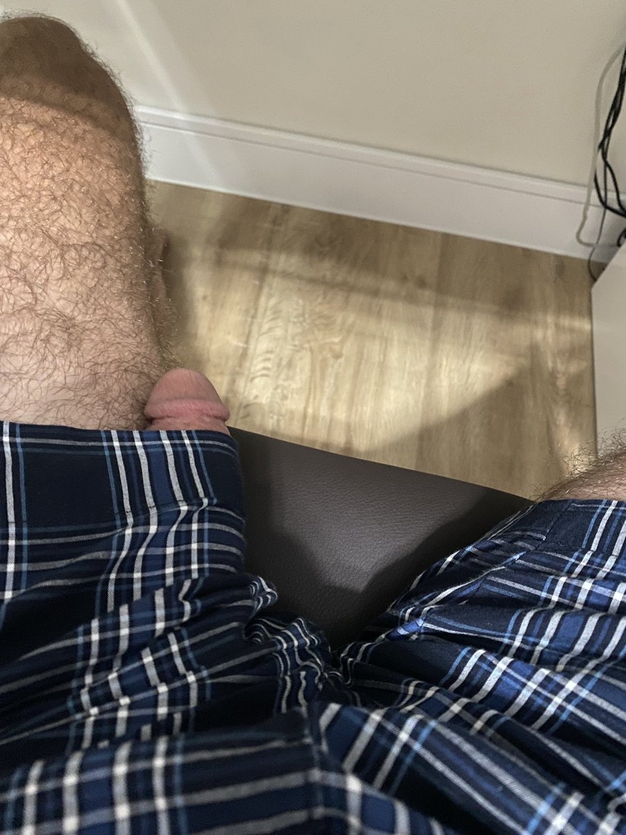 Maddickvice2's tweet photo. Igual un poco cortos los pantalones? https://t.co/jJLaZwpIyb