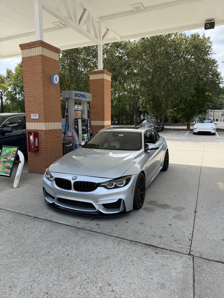itz_xTaz's tweet photo. A little something outside of COD:

Had a nice roadtrip to the Oceana air show, and had a blast! https://t.co/PY7VznKWcD