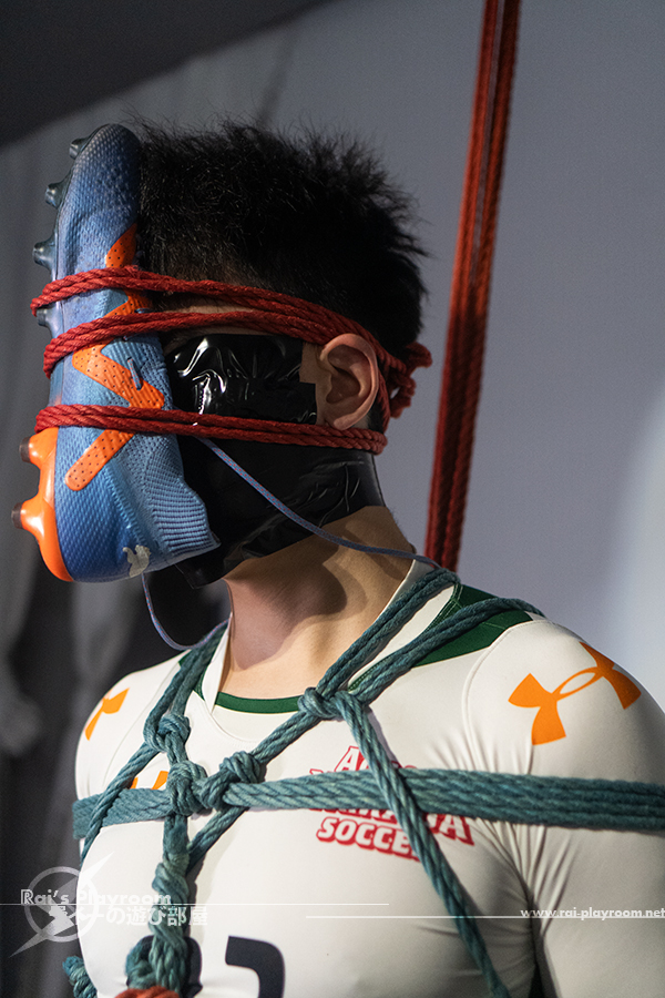 raisplayrm2005's tweet photo. サッカー部緊縛吊り上げられた
Soccer Player Tied and Suspended
足球部被綁吊

🏨 @xlabhk 
#男子緊縛 https://t.co/13OxQ13b0y