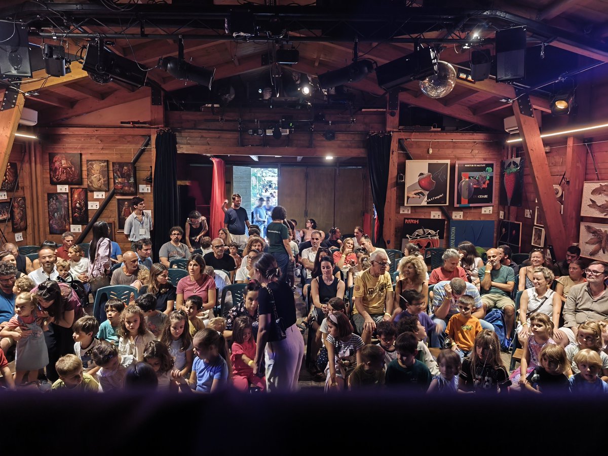 LBT_APS's tweet photo. Dopo il successone di ieri per il nostro "Figure in Varietà" Oggi 20 settembre 2026 ore 16.30 vi aspettiamo a Roma a Villa Borghese con il nostro spettacolo "LA FAME DI ARLECCHINO" ospiti del Teatro San Carlino.Seguiteci
Kirby Teatro - La Bottega Teatrale 
https://t.co/6WT1X1gShr https://t.co/YyYQUM5HhX
