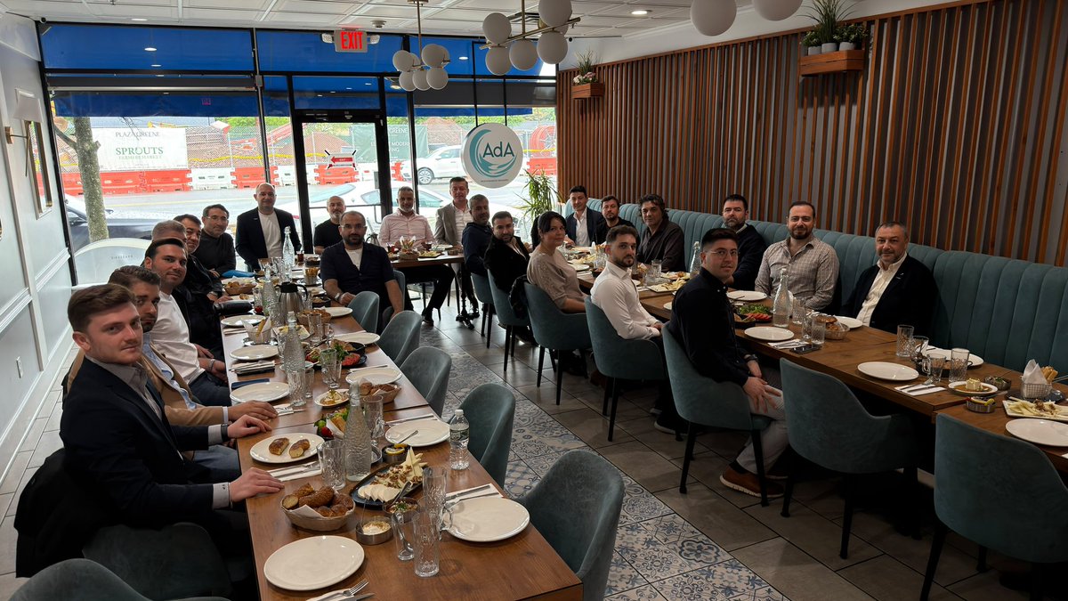 orhanaydin's tweet photo. 📍 New York

ASKON 4. Türk-Amerikan İş Dünyası Buluşması ve Birleşmiş Milletler Genel Kurulu vesilesiyle bulunduğumuz New York’ta, ülkemizden gelen heyetimiz ve ASKON USA yönetimimizle kahvaltı programında bir araya geldik.

Türk-Amerikan iş dünyası arasındaki ticari ve ekonomik ilişkilerin güçlendirilmesine yönelik değerlendirmelerde bulunduğumuz bu güzel buluşmanın ardından programlarımıza başladık.

BM Genel Kurulu’nun, ASKON 4. Türk-Amerikan İş Dünyası Buluşmamızın ve New York’taki temaslarımızın ülkemiz, iş dünyamız ve camiamız adına hayırlara vesile olmasını diliyorum.