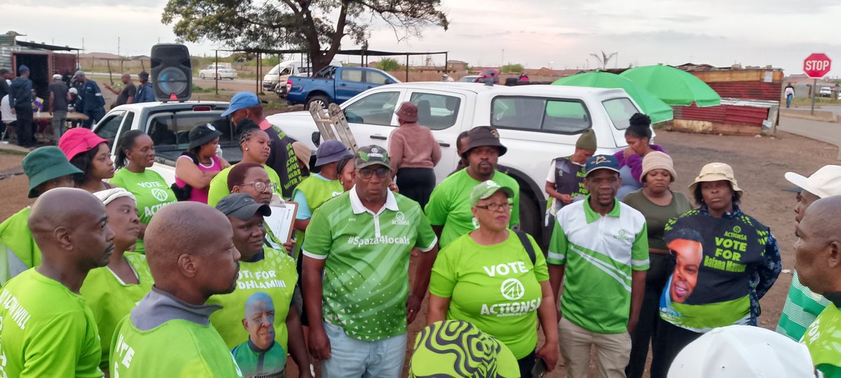 SedibengActions's tweet photo. Emfuleni is united  we are guaranteed that our people want Actionsa. PC @Funzi_Ngobeni  was present to stamp the win for ward 28 candidate Lerato Mokapi . #voteactionsa 💚🤍 @EvelynMondlana @AdviceChumaT https://t.co/eAKW1rA1xP