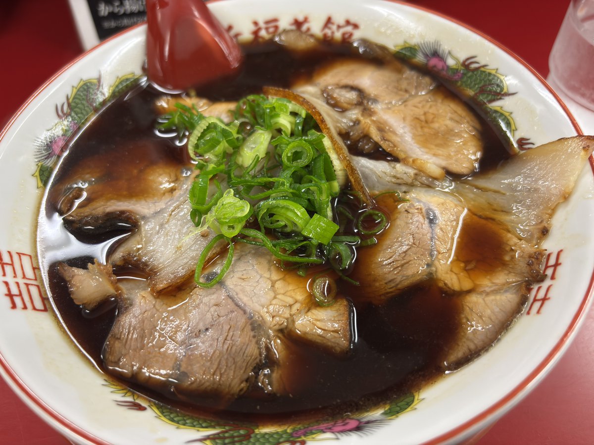 tsktm100's tweet photo. 京都の濃いラーメンを2連続で食べました😮
#天下一品 #新福菜館 https://t.co/vTk7E19B4X
