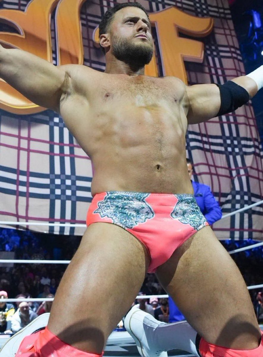 MJF_OTC's tweet photo. #SeductiveSunday. You’re welcome, losers. https://t.co/ICQogcNdCS