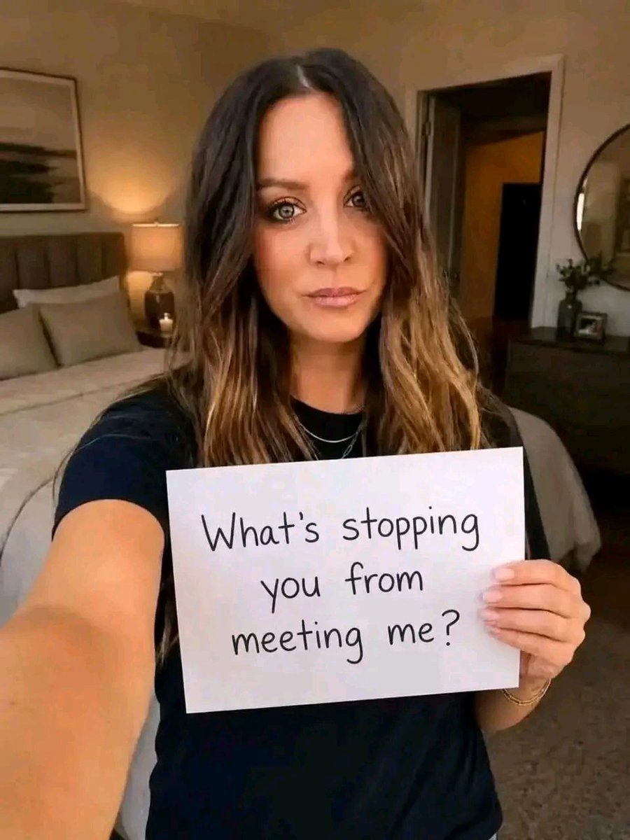 graceCharigyea's tweet photo. @CreacionesReind Hello dear nice to meet you here how was your day going on https://t.co/8eD9qefhsk