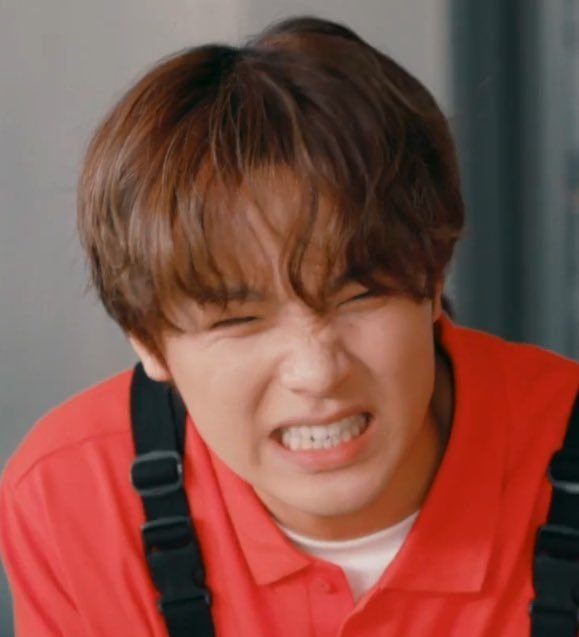injuninono's tweet photo. @kangbaksow Soalnya tiap ambil print-an sama dia kaa, mana tau kalo ternyata itu nomor mas crush🥲🥲 https://t.co/mQkGSYp6x5