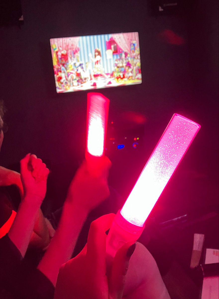 pinchinschlimba's tweet photo. Forgot to take any oshikatsu photos at the show but here’s some from our late night karaoke adventure :) https://t.co/3o0QPPisd2