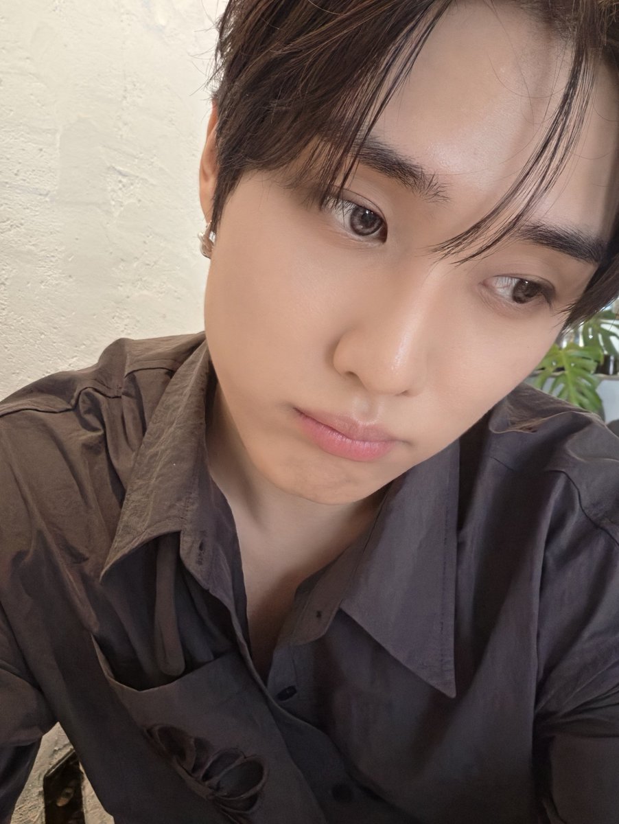 ibaejacob's tweet photo. A bit simple, but I love my style that day. https://t.co/1eJgDjJ5Aj