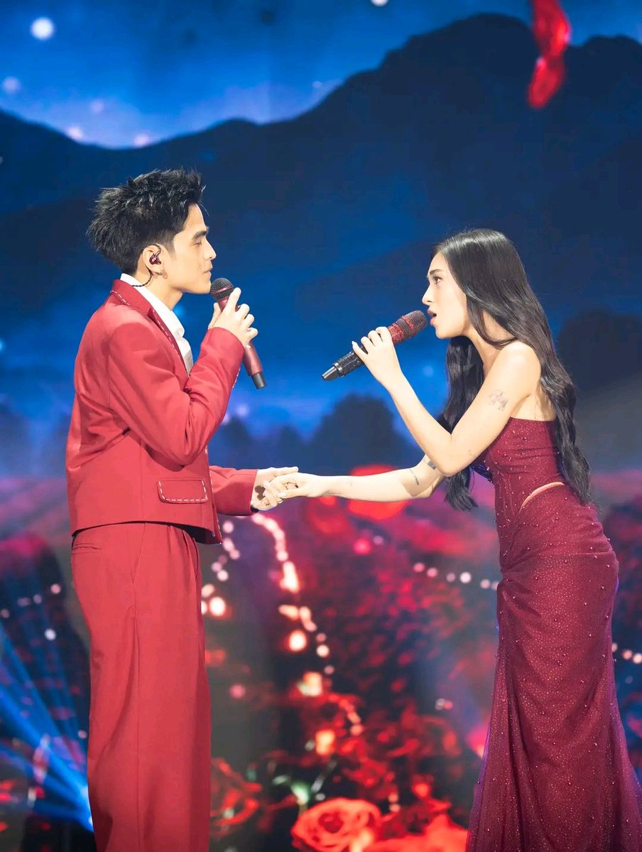 jvde4u's tweet photo. Ang aming Lagi 🧡 @mikslmnc and @willashley05 mahal namin kayo lagi lagi 🥰 walang titibag sa pagmamahalan na tunay 🧡

#Mikwill
#Liham https://t.co/uKFfNpNpsc