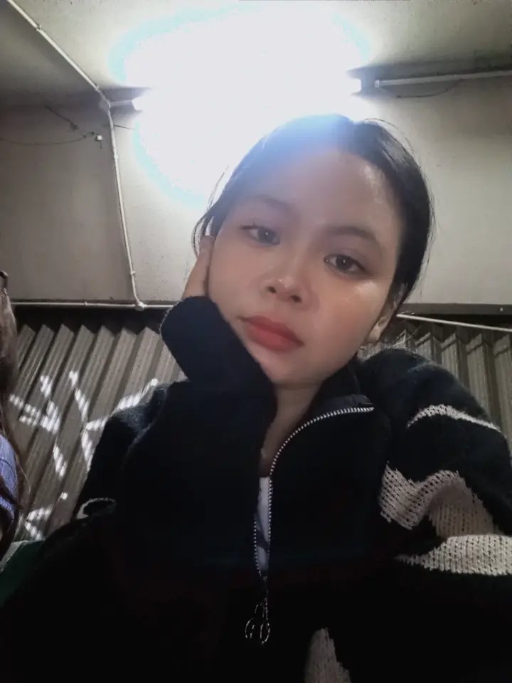 miluvvv__'s tweet photo. first time upload muka gue yg kucel ini setelah ngepunk di jogja
#delsoon https://t.co/xpiGMYaNTY