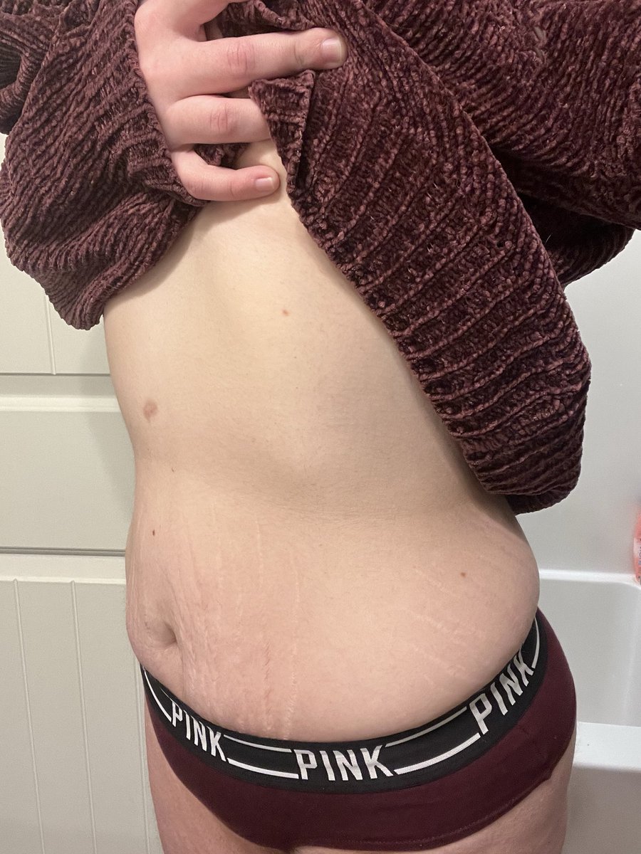 egguchanchama's tweet photo. Matching fall colors to try to summon the good weather ft tummy https://t.co/2BW22Sxfgn