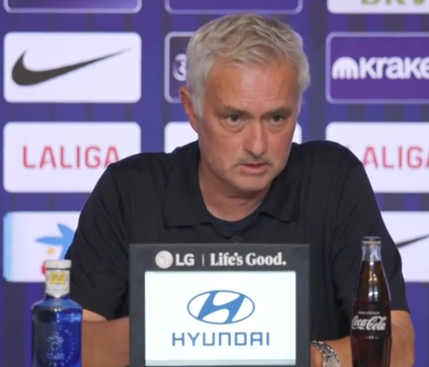 theMadridZone's tweet photo. 🚨 José Mourinho: "I don't blame my players for ANYTHING today.

They gave EVERYTHING, and I'm so proud of them.

They showed hunger, fight, determination, and competed until the end.

I feel very good about their performance." https://t.co/n9GmWCp6bi