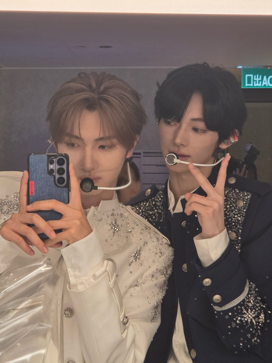 9ovv9's tweet photo. 지니즈 거셀 왔으면 마루챌린지 봐줘야겠지 .... 
왜냐면    ˗ˋˏ ㅈㄴ ˎˊ˗   귀엽고, 털날리고, 잘컸으니까 ..... https://t.co/012QswvzpY