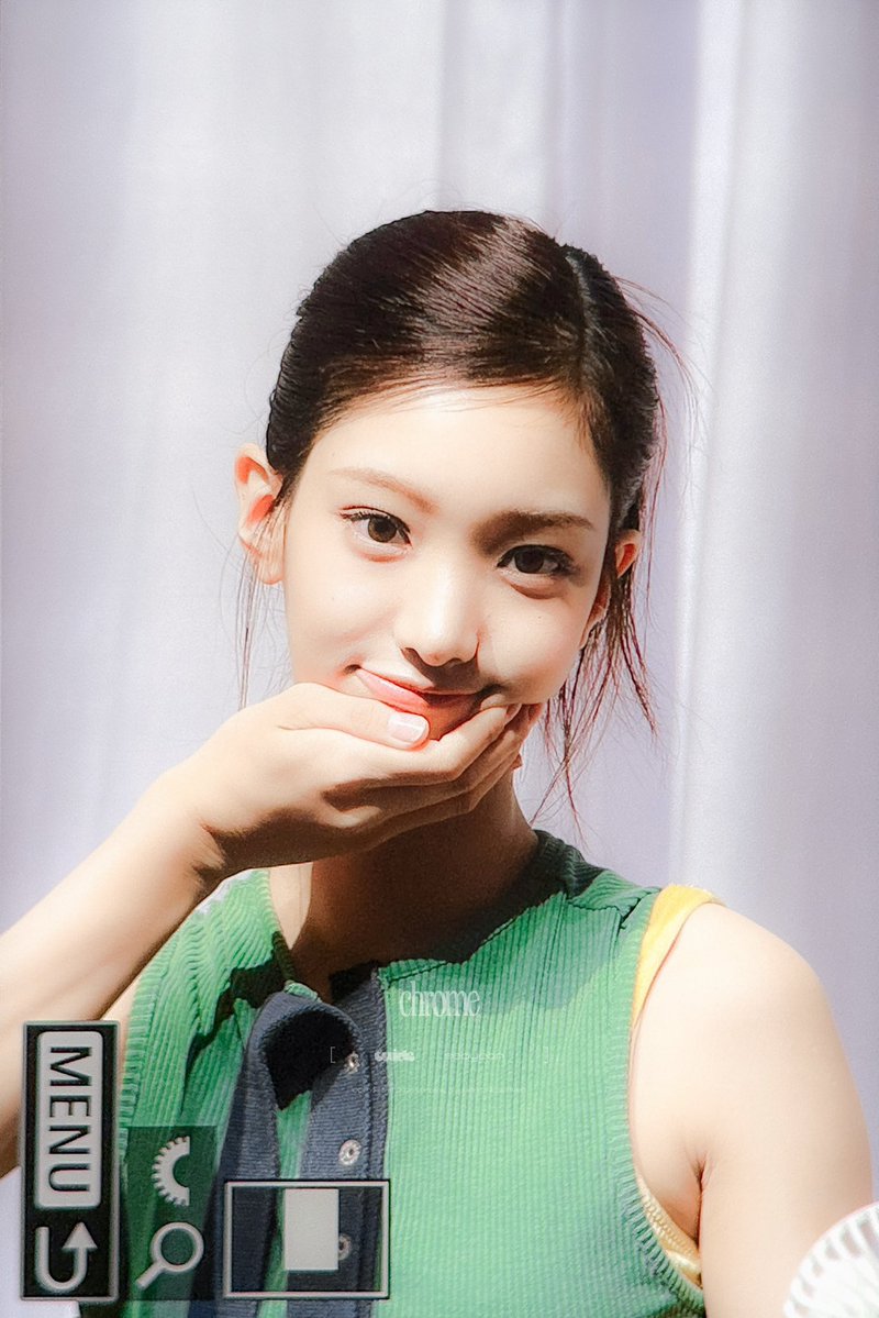 ParkSeoyeonFr's tweet photo. 🎞️ › FANSIGN ⸝⸝⸝ 20.09.26

SEOYEON lors du fansign d’aujourd’hui avec les filles

©chrome_080304 

#SEOYEON #서연 #TUIDE #튜이드 https://t.co/BAwx88Som7