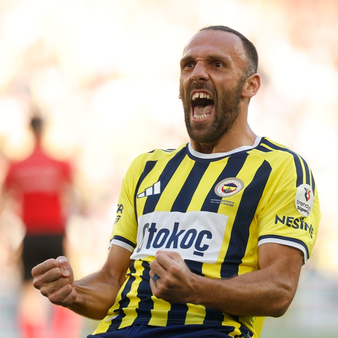 FenerbahceFest's tweet photo. #Fenerbahçe
#FBvEYP https://t.co/7lYznaDnOu