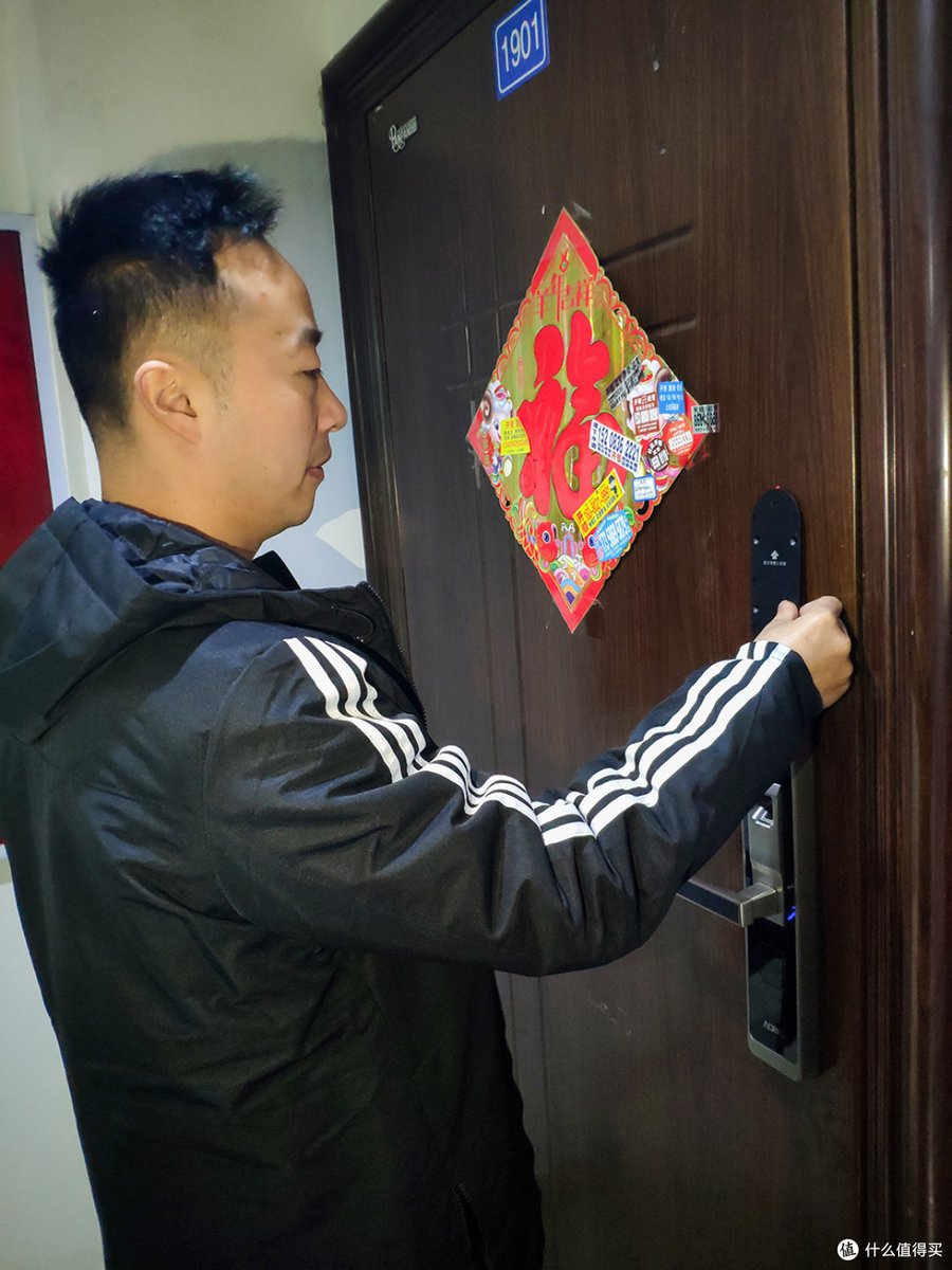 MariahLandujou's tweet photo. Escape room a dúo! Resuelve pistas en 60 minutos, abre la caja y gana. ♂♀ https://t.co/FTxTUBGlv9