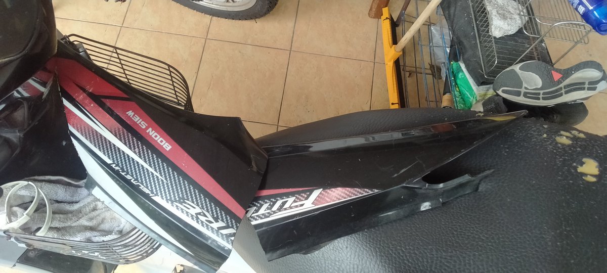 MIAQ25's tweet photo. LAMA TAK JATUH MOTO... 😔 https://t.co/cxpjGv4lkc
