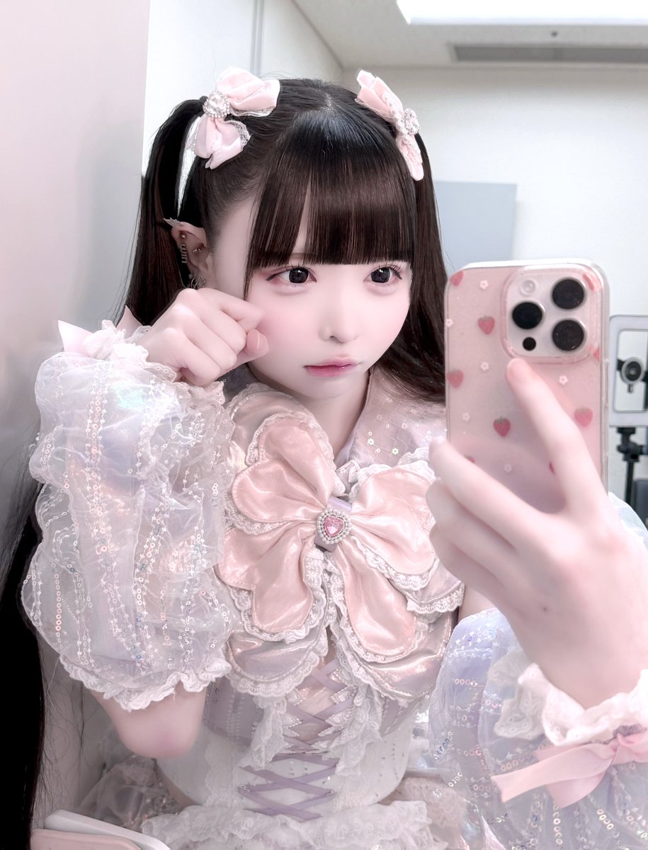 Nana_Ichinose_'s tweet photo. 大好きになるお呪いかけるね ♡♡ https://t.co/ilS15LOAoe