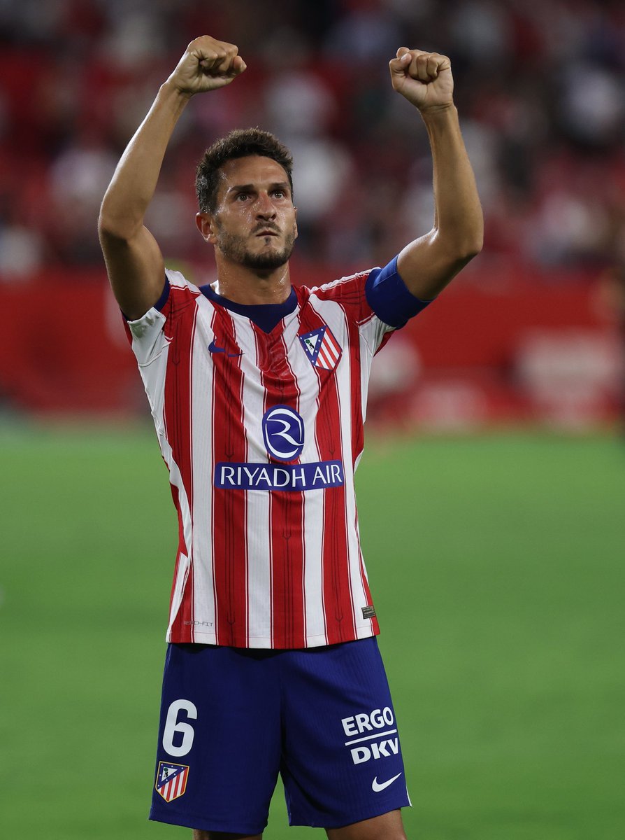 indieatletico's tweet photo. Es salir al campo y el equipo empezar a jugar al fútbol y generar ataques con sentido
17 años después de su debut y todo sigue igual

No te vayas nunca @Koke6 https://t.co/Koc6G4Wnnx