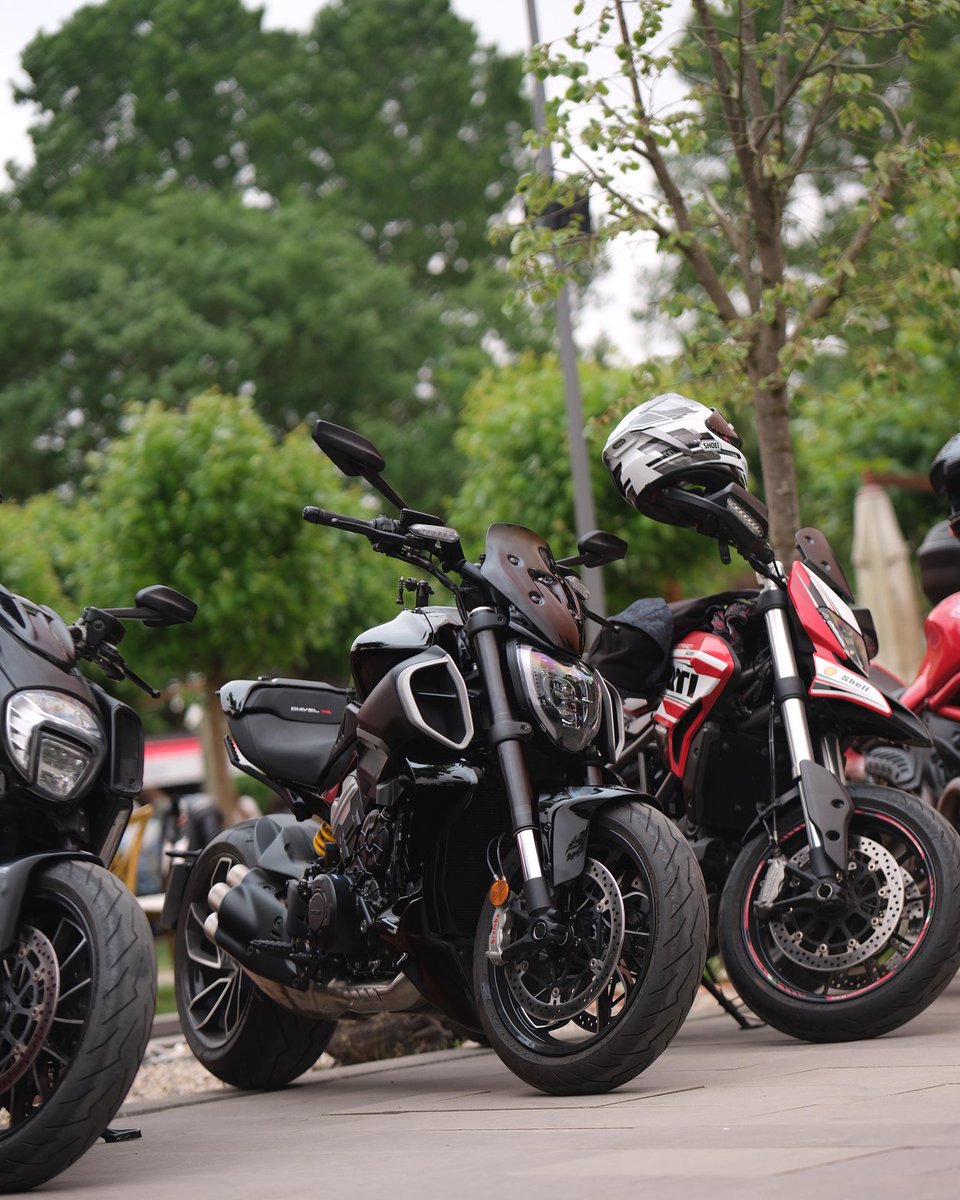 AnalisaErncmv's tweet photo. #forzaducati #ducati #ducatitr #ducatistanbul #ducatista #ducatisti #ducatidiavel #diavel #diavelv4 #digma #polonezkoy #istanbul #sunday #riding #sundayriding #diavelownersclub https://t.co/ALTVMdtCSF