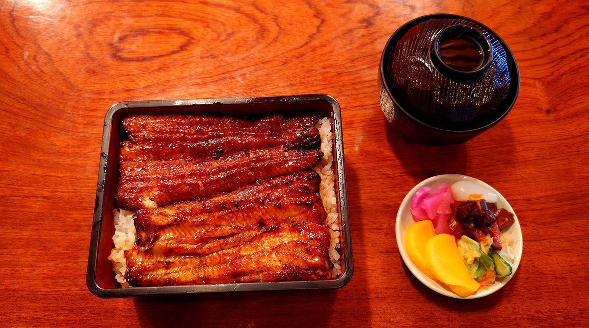 sfowlow's tweet photo. 今日バタバタで昼ごはんコーヒーだけですませたから早く帰ってご飯食べたい https://t.co/8FzsPYhcwL