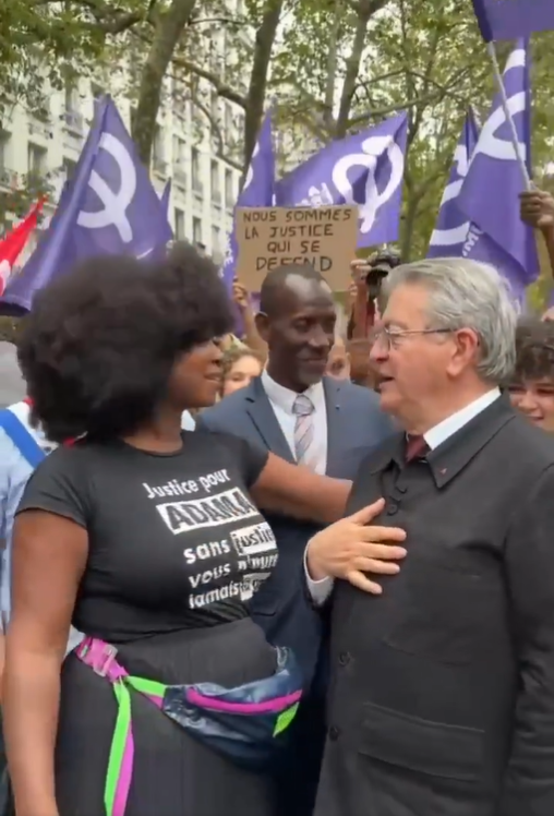 JEANAYMARSUP's tweet photo. @pinonjeanpierre @afpfr La Sophia va pas être contente ! https://t.co/Hju80KfmJ9
