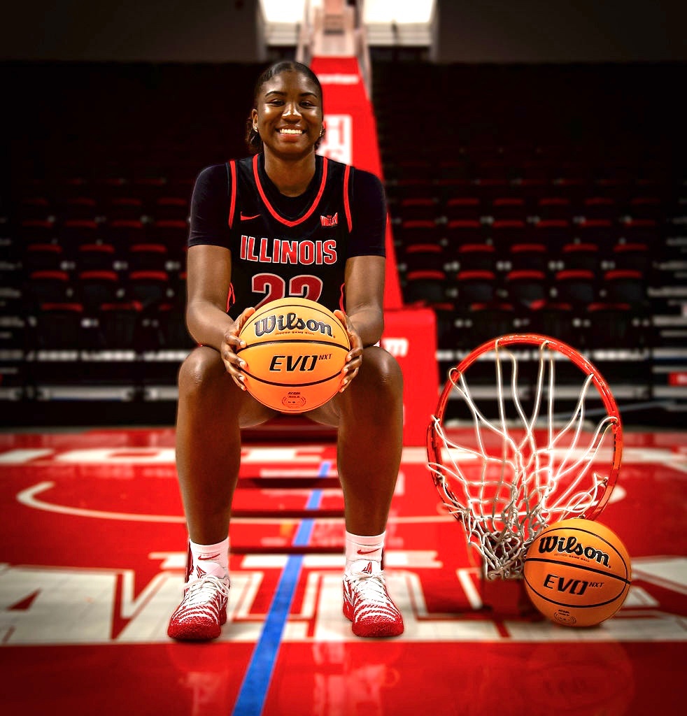 MaliaHoops_2's tweet photo. After an amazing visit I am blessed to receive an offer from @RedbirdWBB !! Thanks @CoachKGillespie and the coaching staff thanks for a great time I look forward to building this relationship! 

@IndyOneSpreen @IndyOneEYBL @dannyriego - #weareone https://t.co/z7w4KmST2X