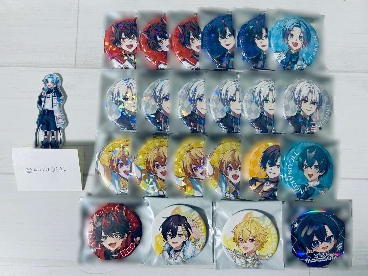 Luru0622's tweet photo. 【交換】すにすて　缶バッジ
譲:1枚目の画像のものor買取
求:2・3枚目の画像のもの
11月8日　有明（📣会場）
1月15日or16日　有明（👟会場）での手渡しのみとなります。
難しいとは思いますがお気軽にお声がけお願い致します。
#すにすてグッズ交換
#すにすてグッズ買取
#STPRグッズ交換 https://t.co/XscWmgeStx